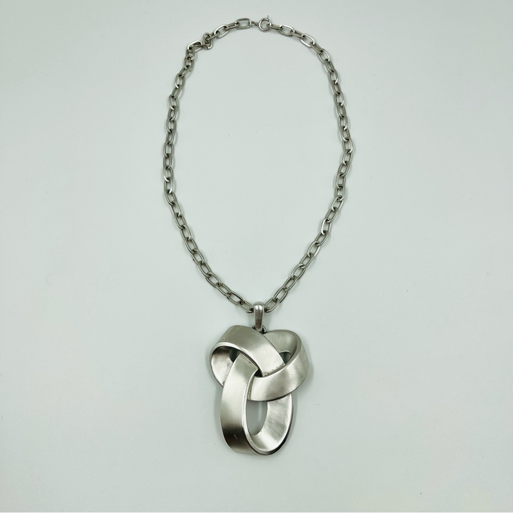 Trifari Crown Chunky Celtic Knot Pendant Silver Tone Cable Chain 10.5" Necklace